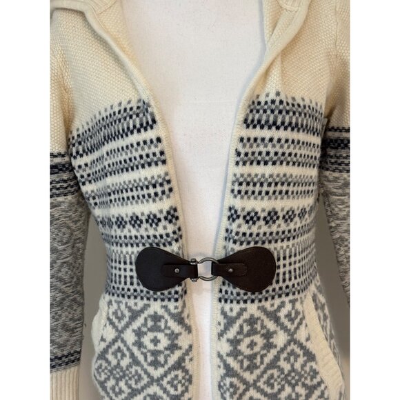 Telluride Clothing Womens Med Lambswool Blend Nordic Cardigan Sweater W/ Buckle - Picture 4 of 14